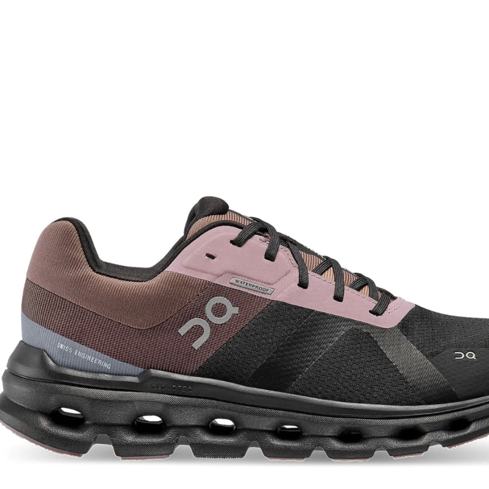 Women's 9.5  ON RUNNING CLOUDRUNNER WATERPROOF